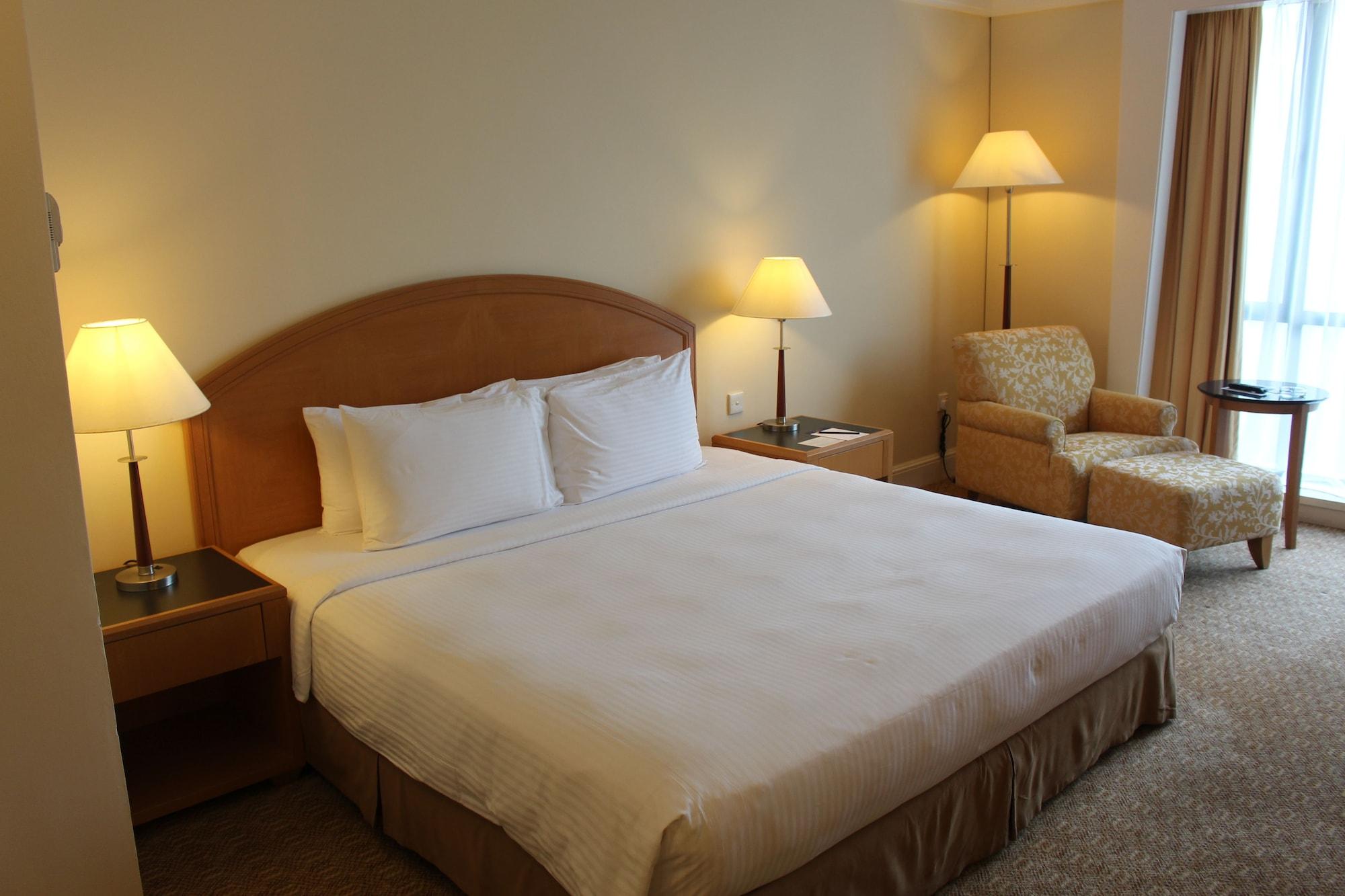 Royale Chulan Seremban Dış mekan fotoğraf A bedroom