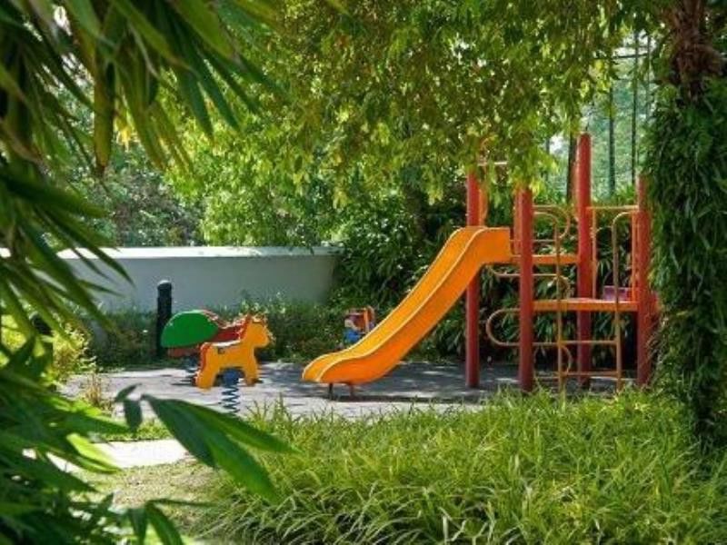 Royale Chulan Seremban Dış mekan fotoğraf Playground in the park