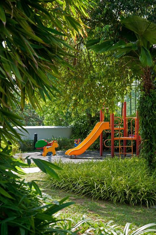 Royale Chulan Seremban Dış mekan fotoğraf Playground in the park